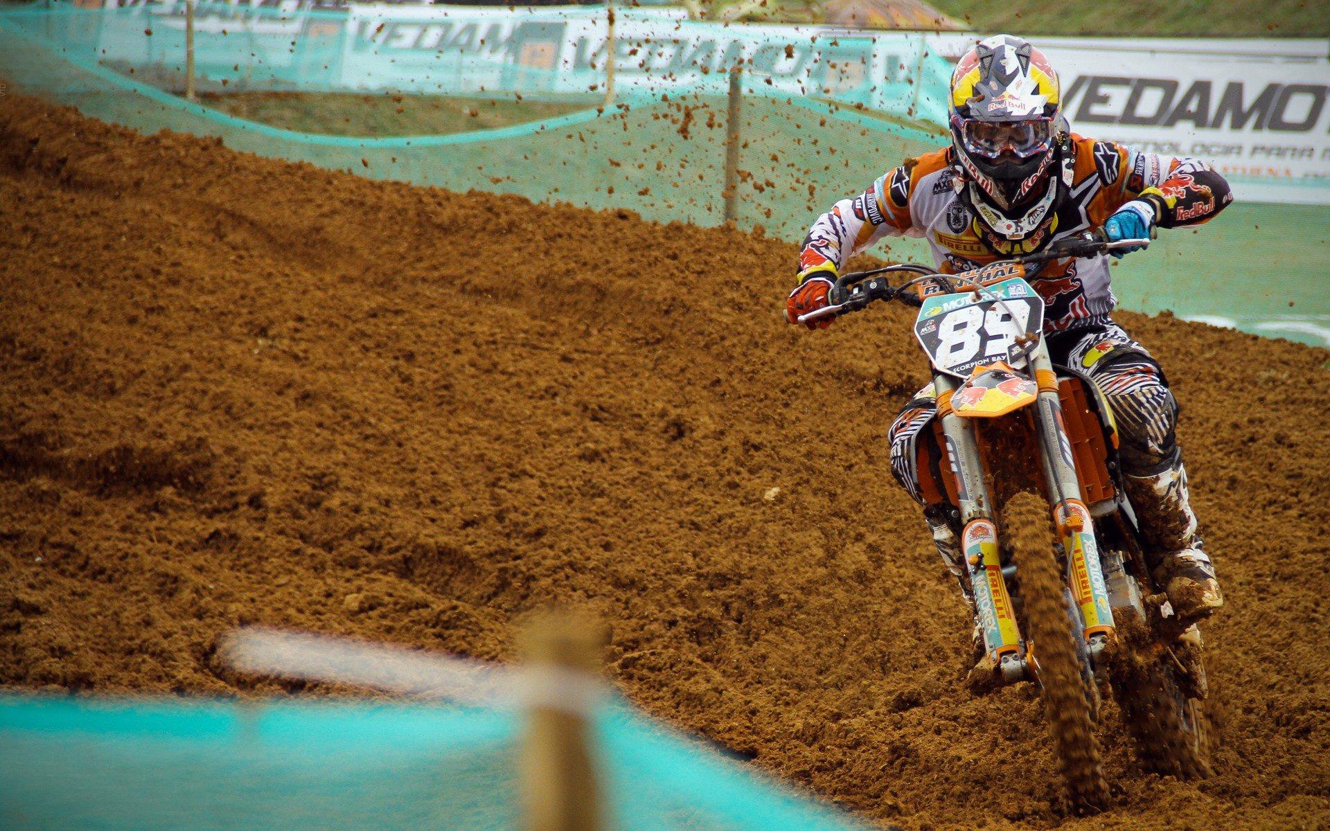 从临危救主到体系隐形人，马尔穆什在曼城的迷失之旅